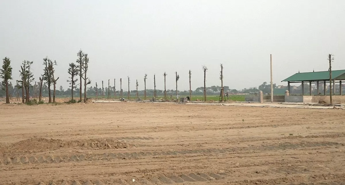 Giá đất Đông Anh tăng ‘phi mã’, dân chen chân chuyển nhượng nhà đất