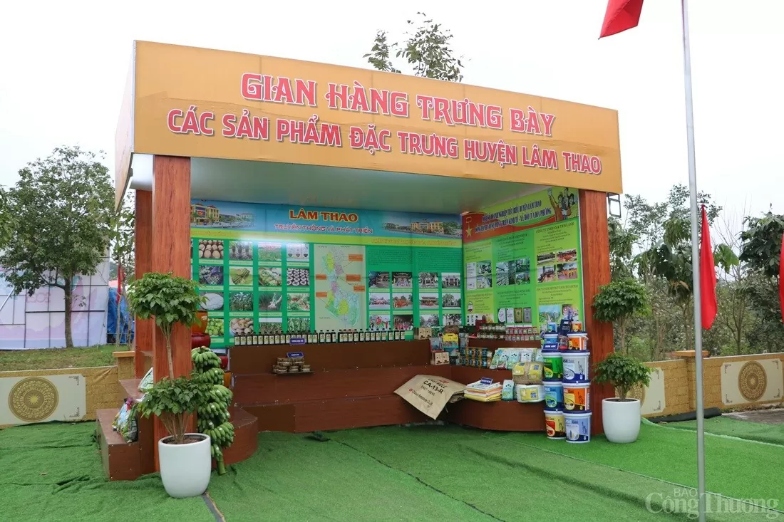 Hàng loạt sản phẩm OCOP ‘đổ bộ’ Lễ hội Đền Hùng 2025 Hàng loạt sản phẩm OCOP ‘đổ bộ’ Lễ hội Đền Hùng 2025