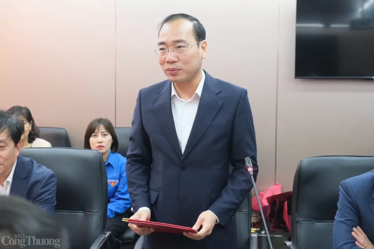Vụ trưởng Vụ Tổ chức cán bộ Trần Quang Huy. 