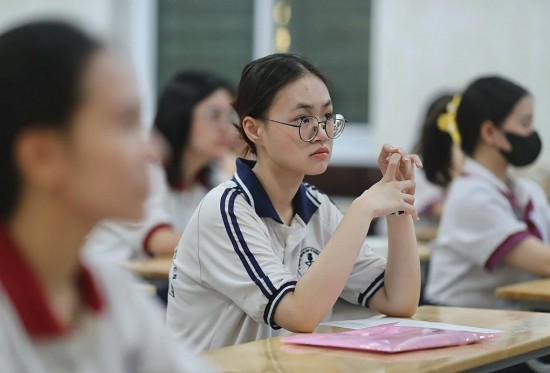 bo xet tuyen som diem chuan su pham con tang dot bien