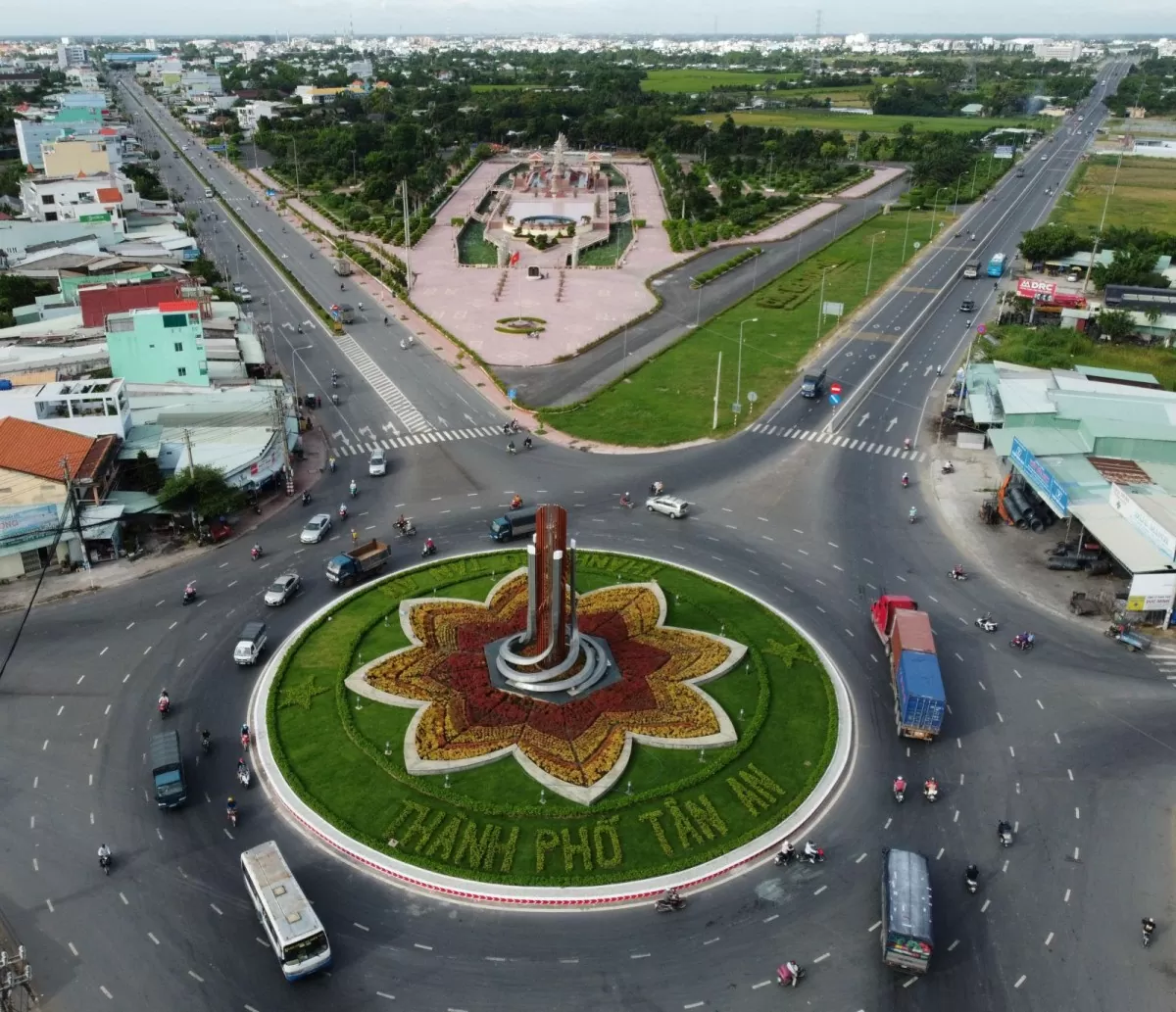 Những lợi thế kinh tế của tỉnh Long An và Tây Ninh