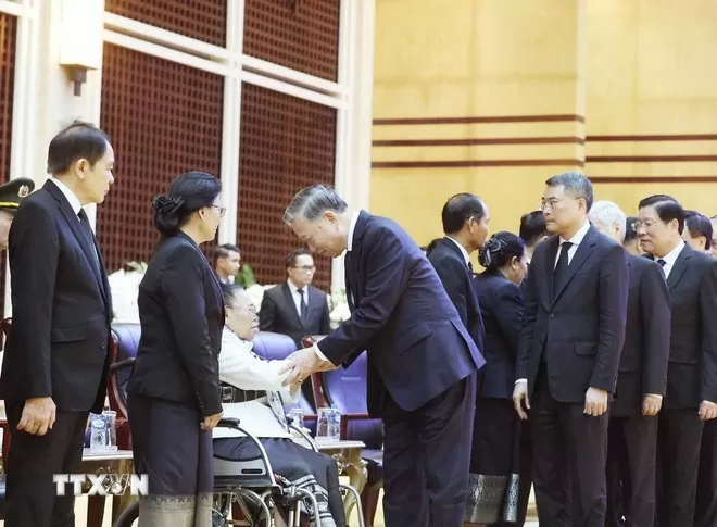 Việt Nam sẽ tổ chức Quốc tang đồng chí Khamtay Siphandone