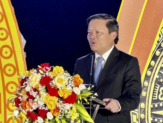 sac mau du lich dat to kham pha net dep van hoa phu tho
