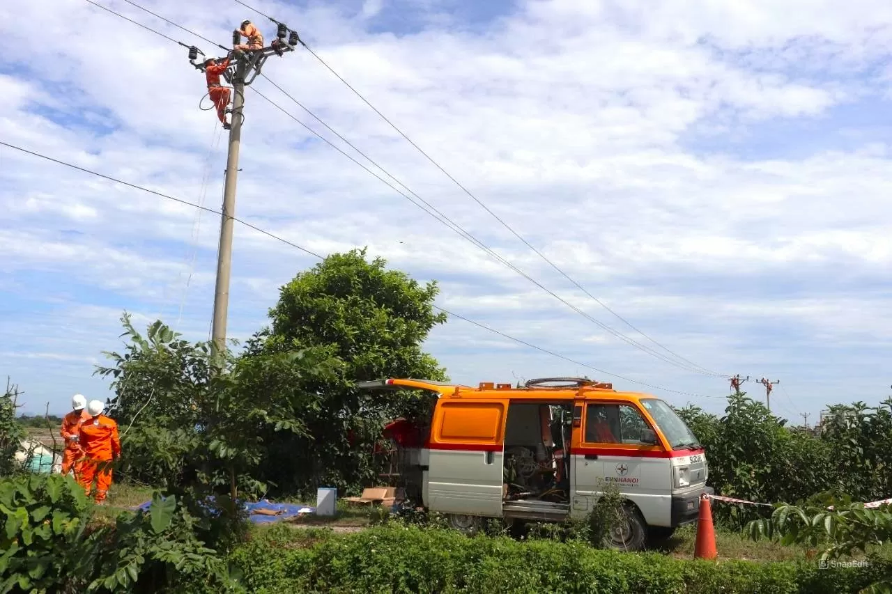 EVNHANOI chủ động ứng phó mùa mưa bão