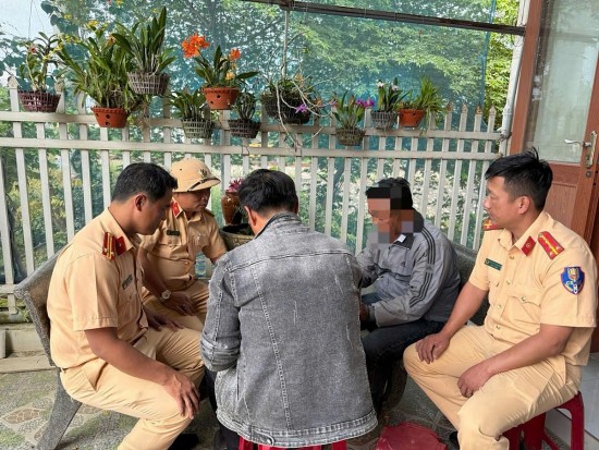 pha chan duong tau tai xe o binh dinh bi phat nang