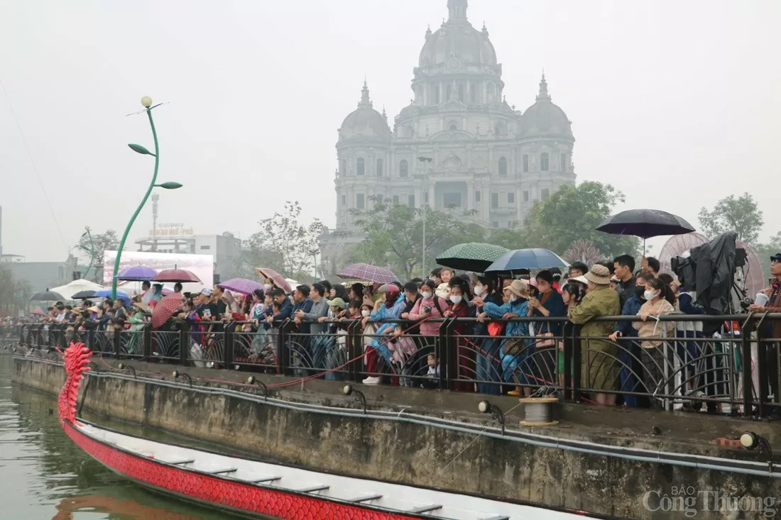 Sôi nổi Giải bơi chải Việt Trì mở rộng năm 2025 Sôi nổi Giải bơi chải Việt Trì mở rộng năm 2025