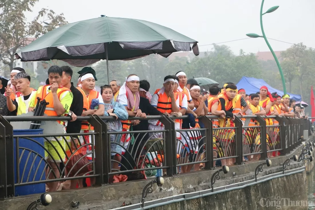 Sôi nổi Giải bơi chải Việt Trì mở rộng năm 2025 Sôi nổi Giải bơi chải Việt Trì mở rộng năm 2025