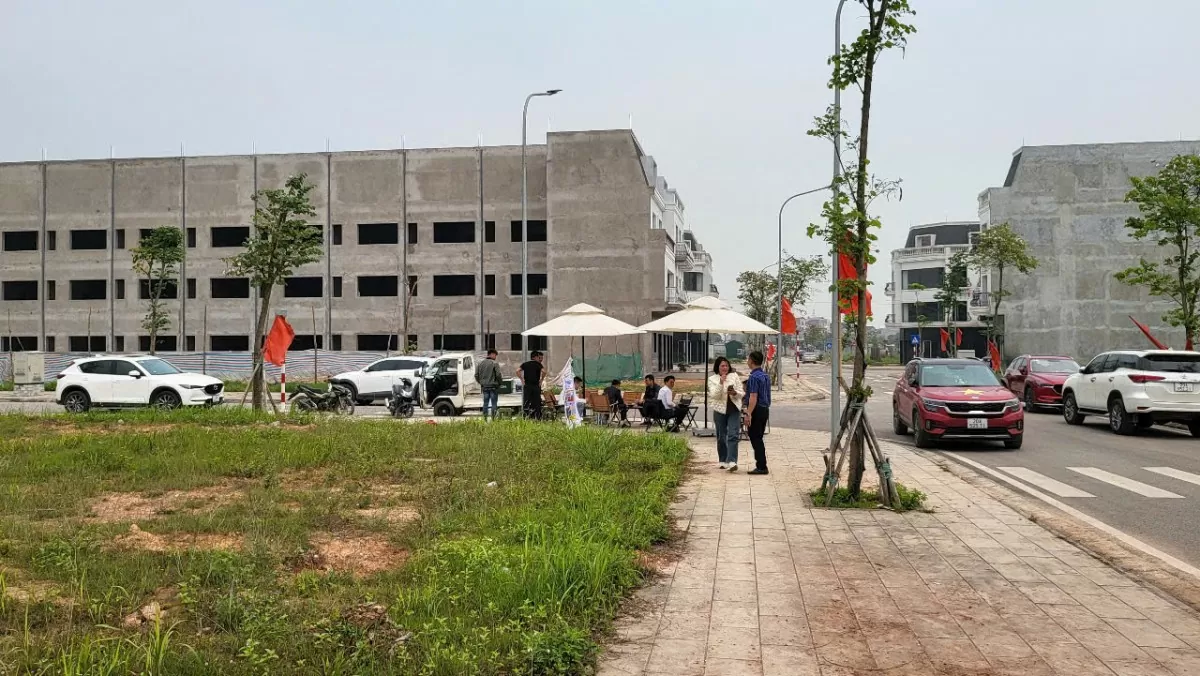 Sốt đất Thái Nguyên: ‘Nóng’ như hội, giá bật đỉnh mỗi ngày