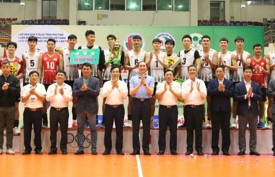 doi nam bien phong bao ve thanh cong cup hung vuong 2025