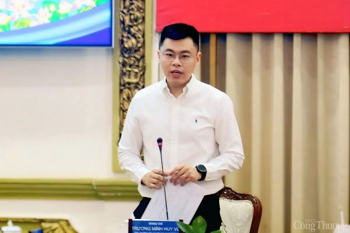 TP. Hồ Chí Minh giữ nguyên chỉ tiêu tăng trưởng, tháo gỡ khó khăn thuế quan