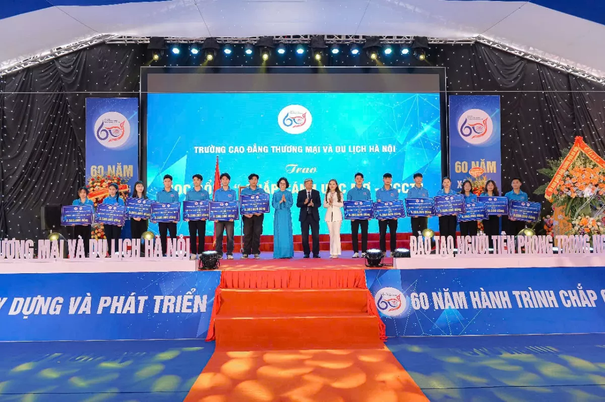 Hành trình 60 năm cho nguồn nhân lực thương mại dịch vụ