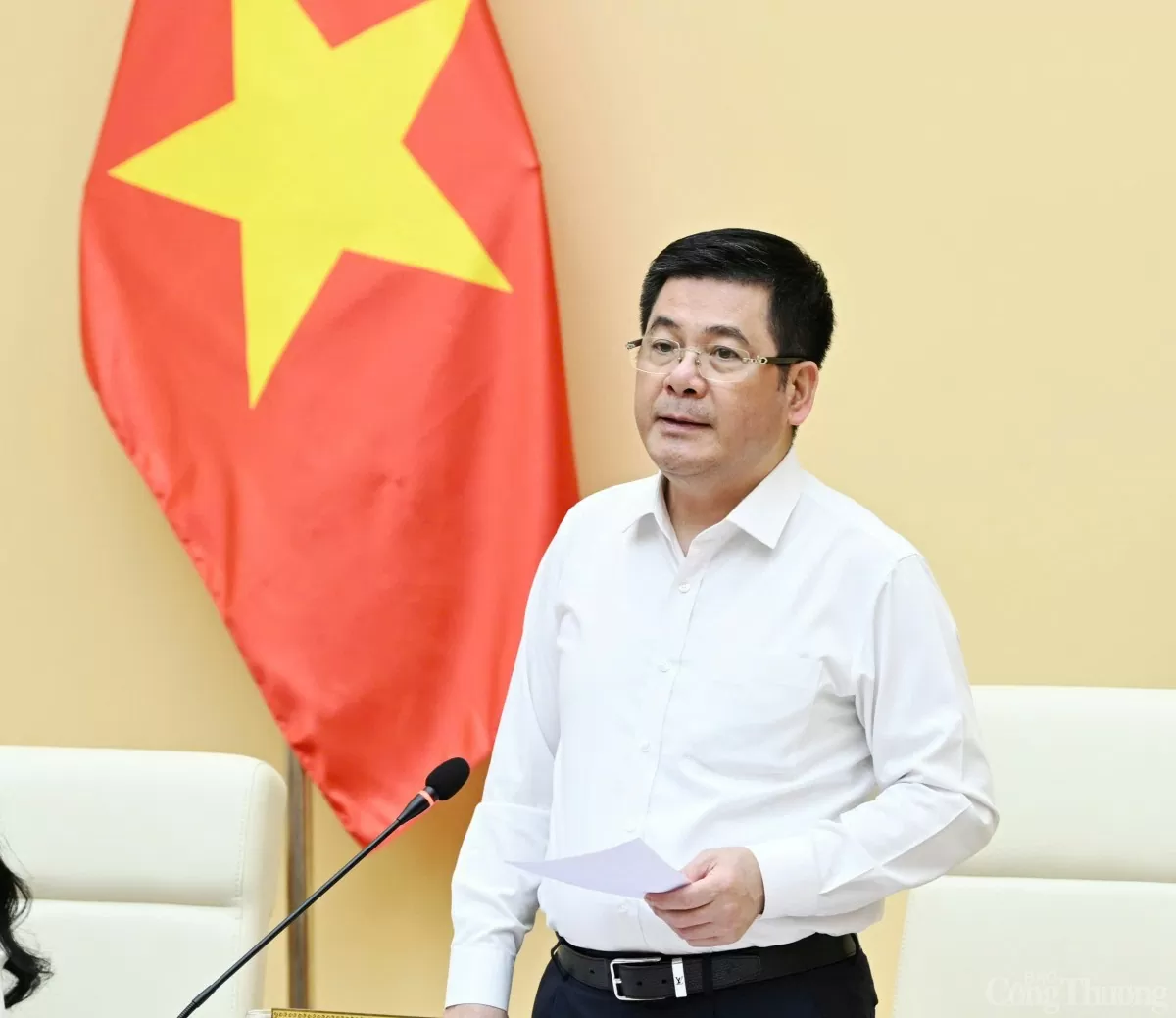 Chùm ảnh: Bộ Công Thương tổ chức hội nghị tham vấn xây dựng Luật Thương mại điện tử