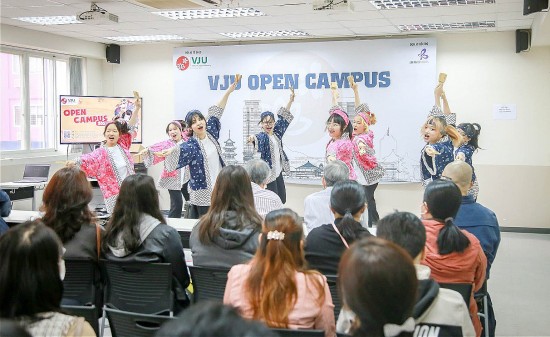 co hoi hoc thu nhieu nganh moi tai vju open campus 2025