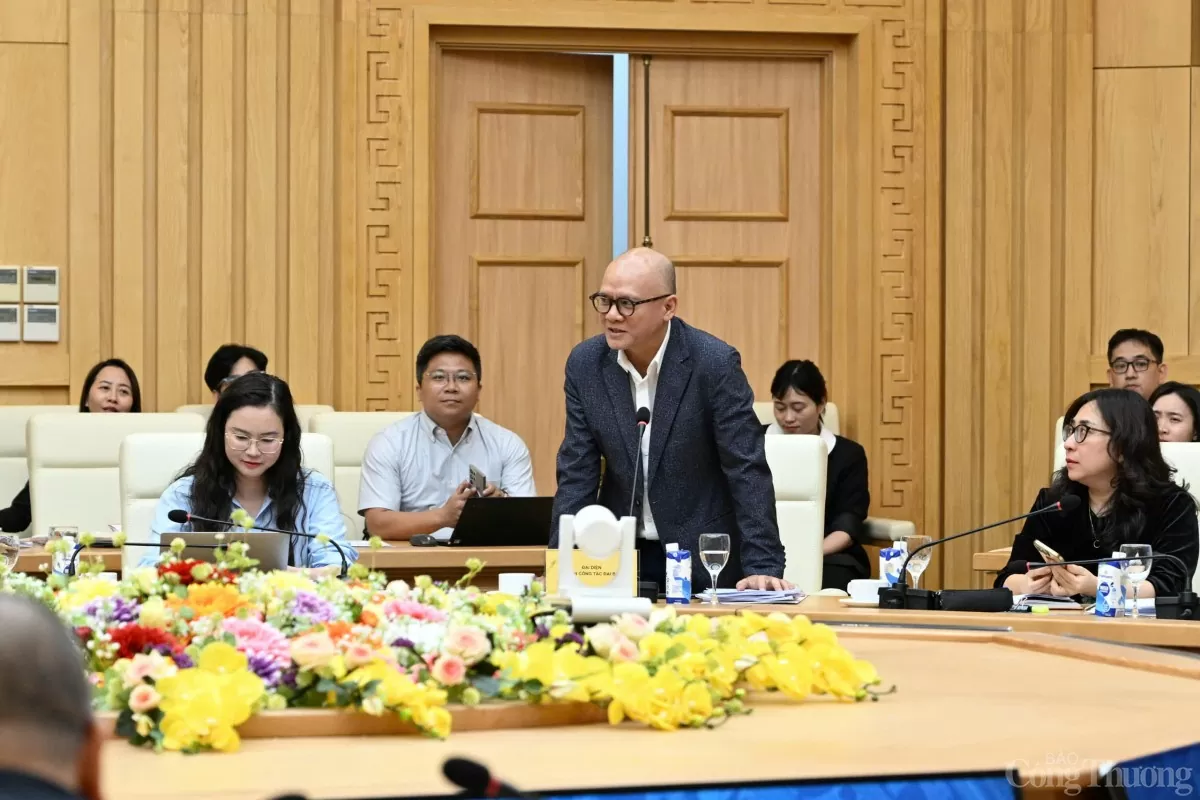 Chùm ảnh: Bộ Công Thương tham vấn về Luật Thương mại điện