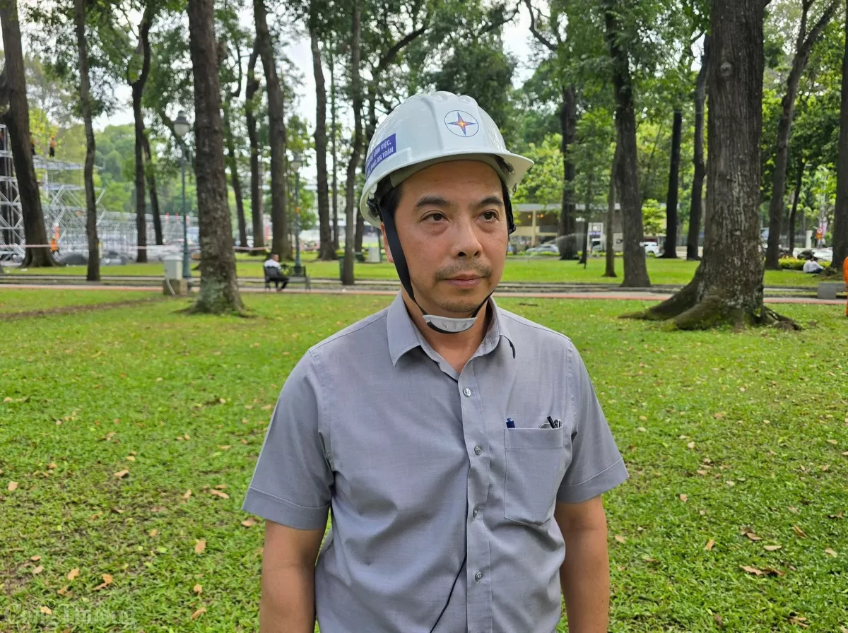 Kiểm tra công tác cấp điện cho diễu binh, diễu hành 30/4