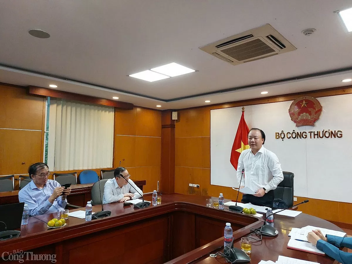 Tổ điều hành thị trường trong nước họp bàn giải pháp thúc tăng trưởng thị trường nội địa