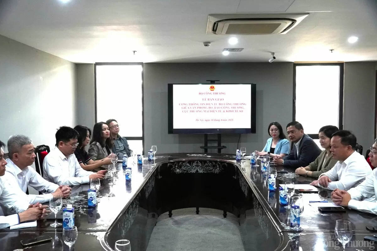 Bàn giao chức năng, nhiệm vụ Cổng thông tin điện tử Bộ Công Thương về Báo Công Thương