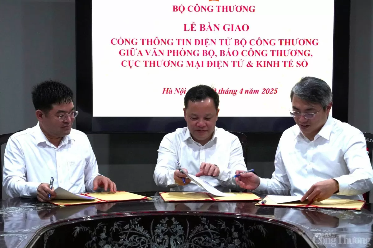 Bàn giao chức năng, nhiệm vụ Cổng thông tin điện tử Bộ Công Thương về Báo Công Thương
