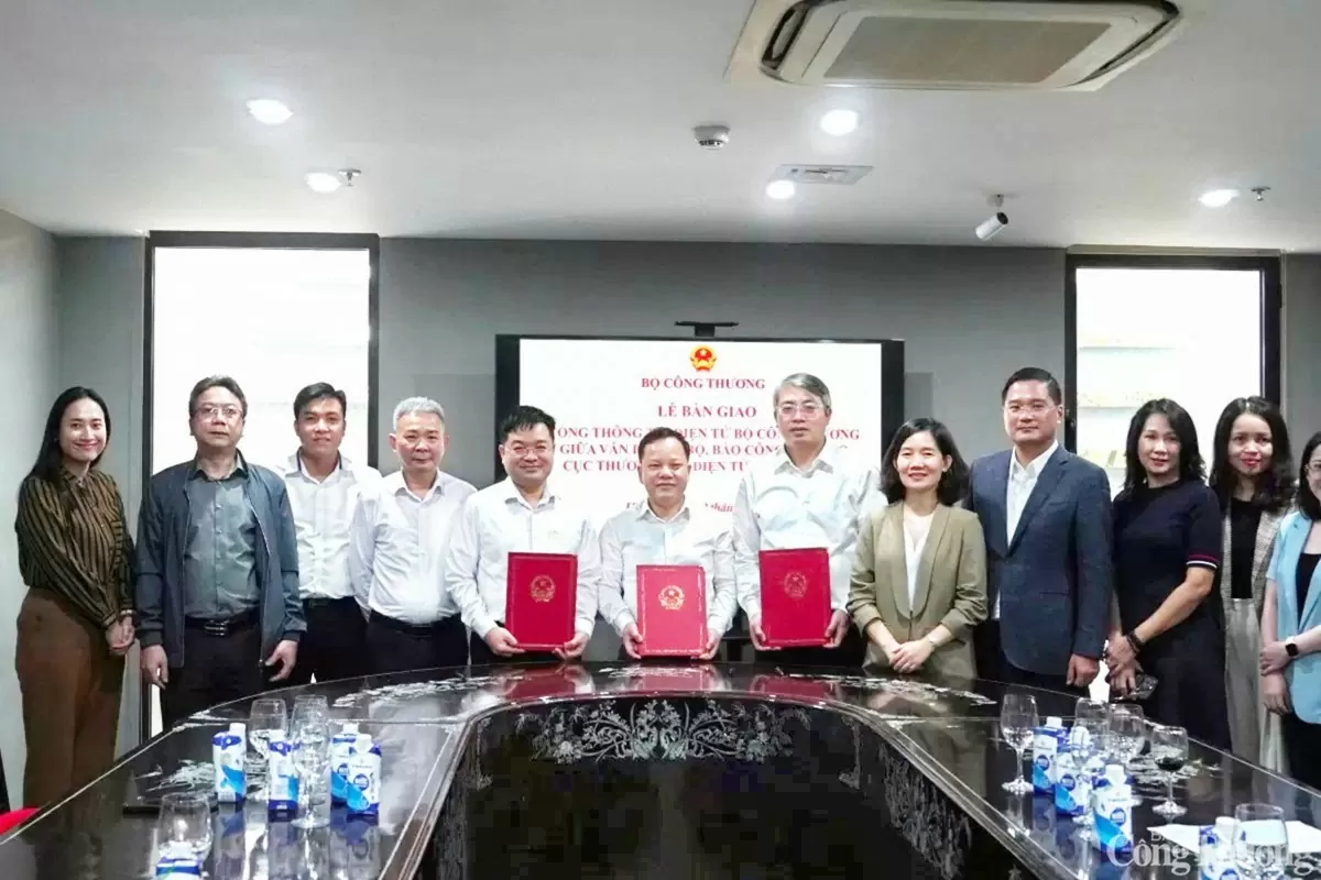 Bàn giao chức năng, nhiệm vụ Cổng thông tin điện tử Bộ Công Thương về Báo Công Thương