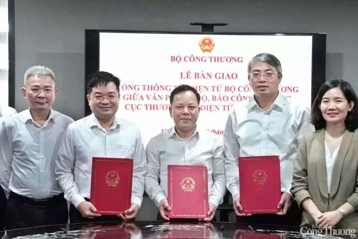 Bàn giao chức năng, nhiệm vụ Cổng thông tin điện tử Bộ Công Thương về Báo Công Thương