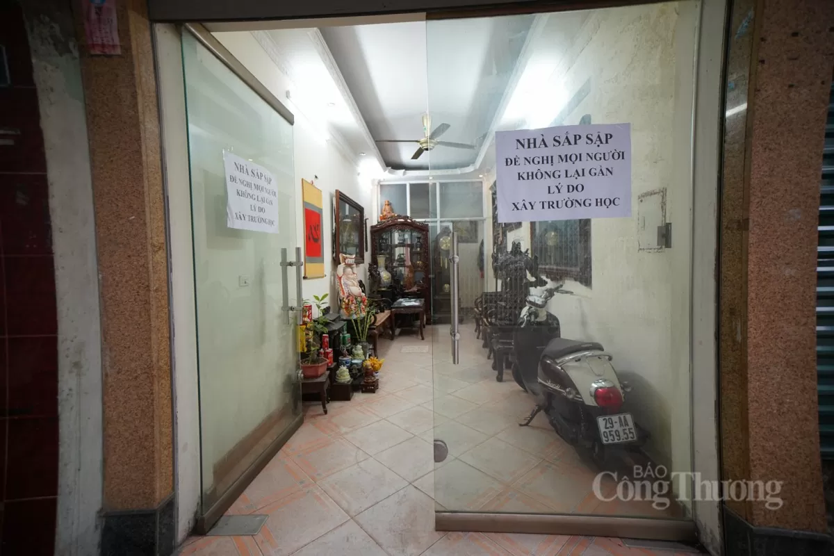 Hà Nội: Thi công trường học làm nứt nhà dân