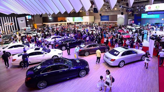 cac loai xe giup tieu thu o to thang 32025 tang hai con so