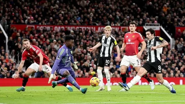 Lịch thi đấu bóng đá ngày 13/4: Newcastle đấu với MU