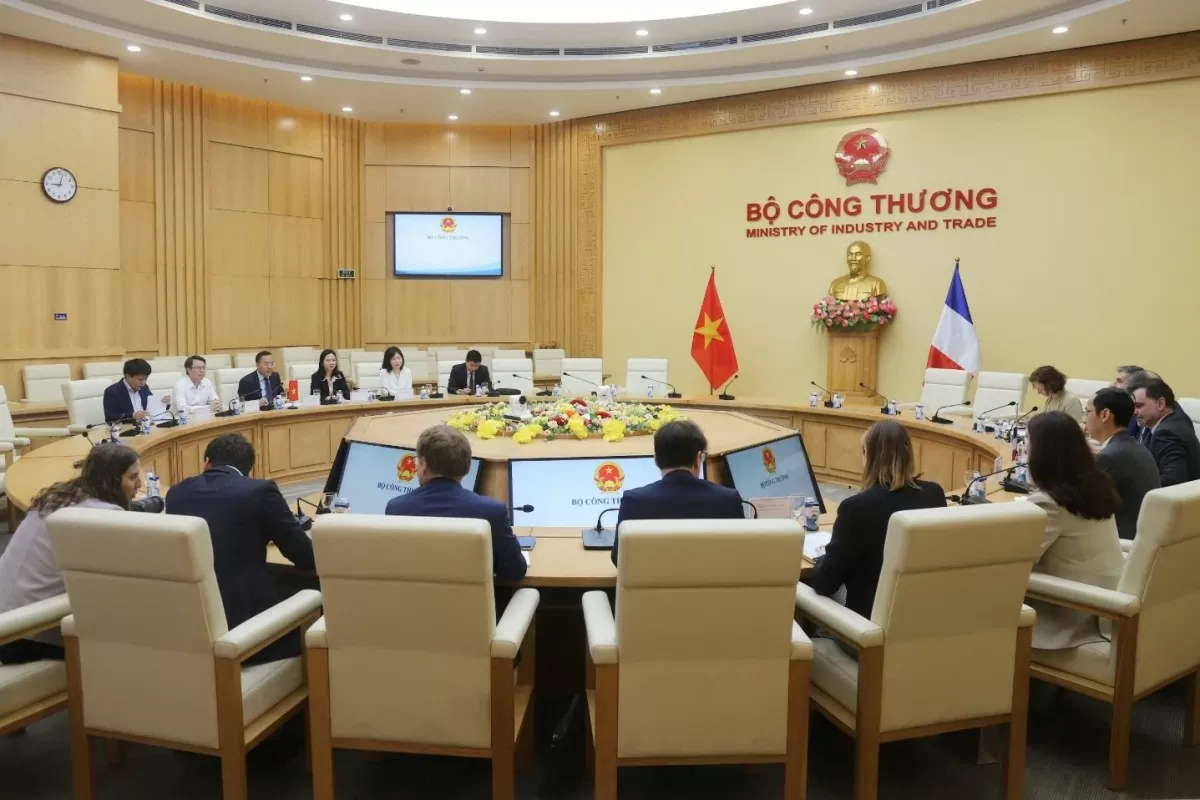 Chốt thời gian chấm dứt mô hình cấp huyện, quận, thành phố