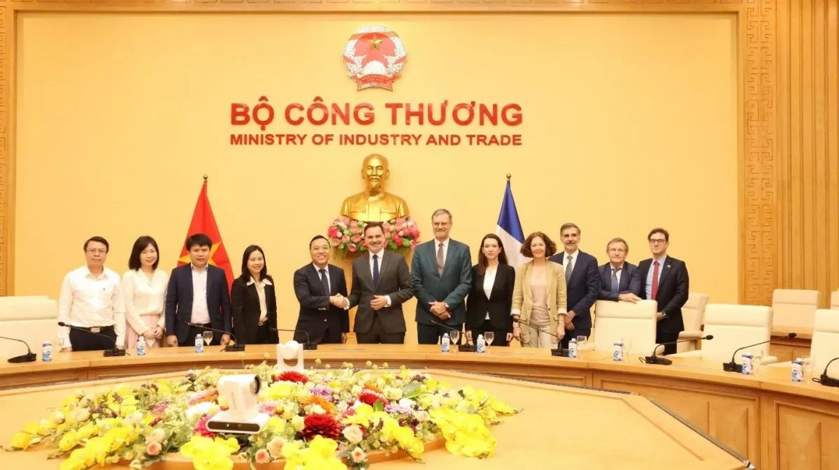 Chốt thời gian chấm dứt mô hình cấp huyện, quận, thành phố