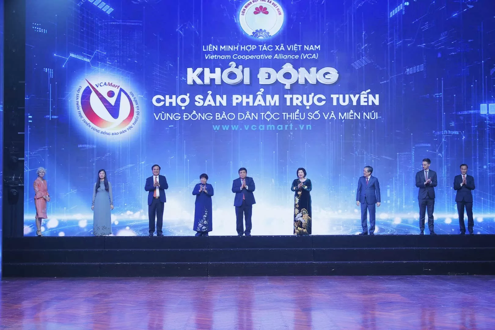 VCAMart: 'Cú hích' cho nông sản vùng dân tộc thiểu số