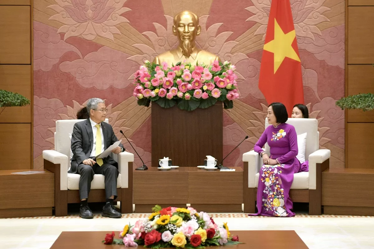 Phó Chủ tịch Quốc hội Nguyễn Thị Thanh tiếp Chủ tịch kiêm Tổng Giám đốc Tập đoàn điện lực Hàn Quốc