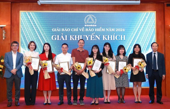 23 tac pham doat giai bao chi ve bao hiem nam 2024