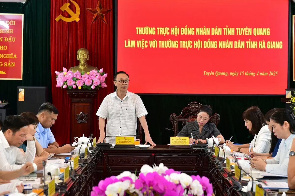 Tỉnh Tuyên Quang và Hà Giang họp bàn phương án hợp nhất