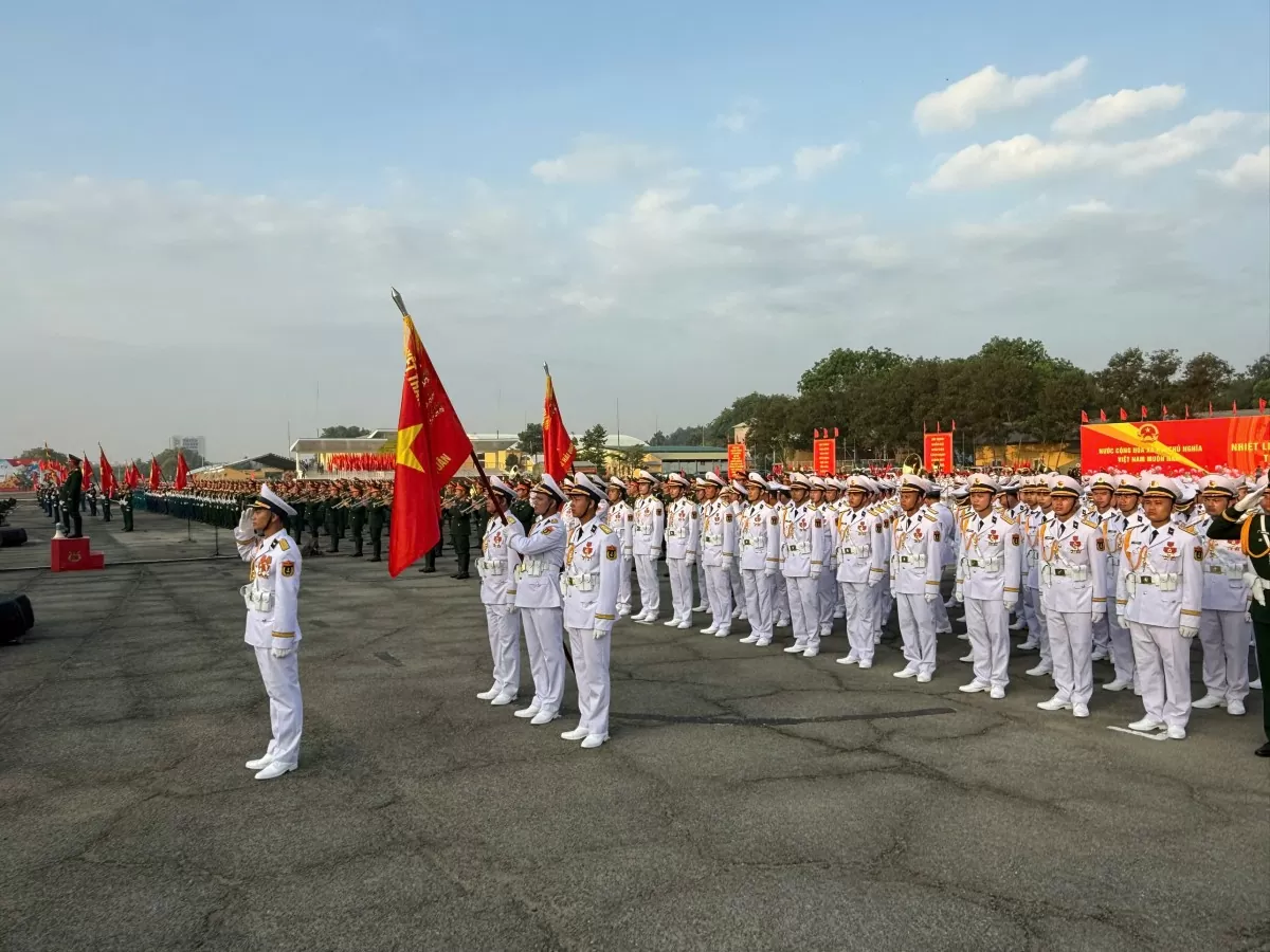 Hải quân hợp luyện quy mô lớn chuẩn bị lễ diễu binh