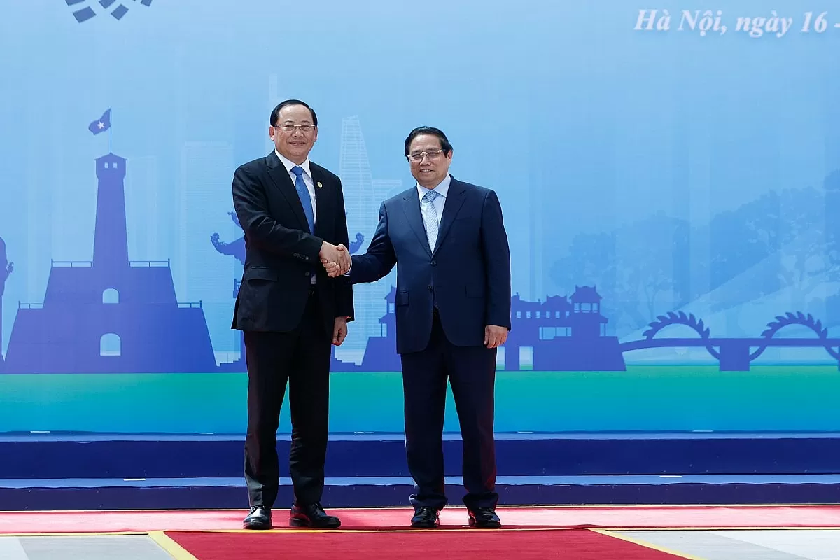 Thủ tướng Phạm Minh Chính đón Thủ tướng Lào Sonexay Siphandone