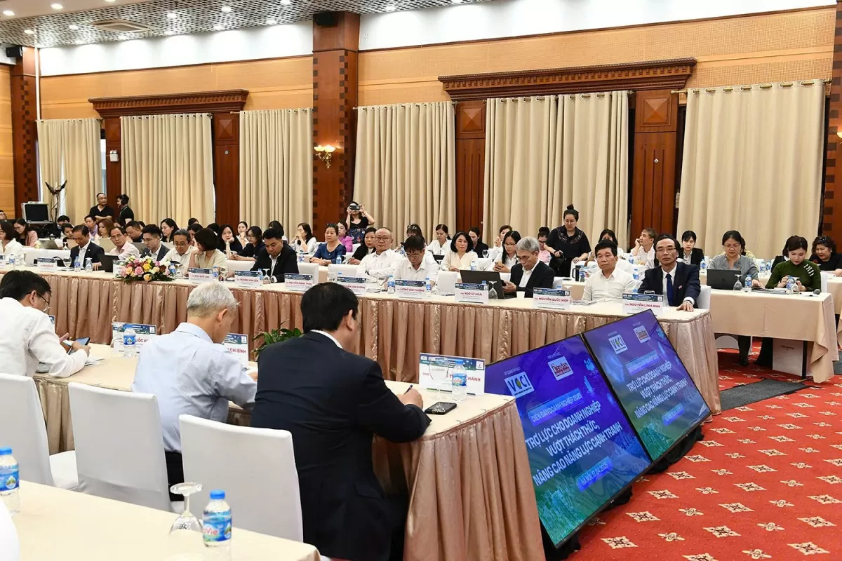 Diễn đàn doanh nghiệp Việt Nam 2025 diễn ra vào chiều 17/4. Ảnh: NH