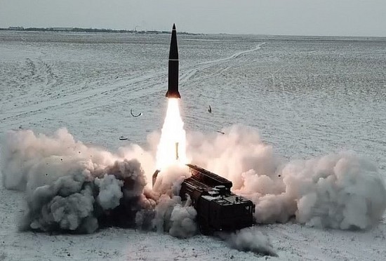 ten lua iskander duoc coi la vu khi sat than tai ukraine