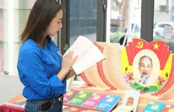 Hà Nội: Người dân hưởng ứng Ngày Sách và Văn hóa đọc