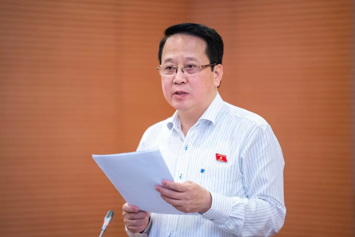 Phó Chủ nhiệm Ủy ban Dân nguyện và Giám sát Hoàng Anh Công