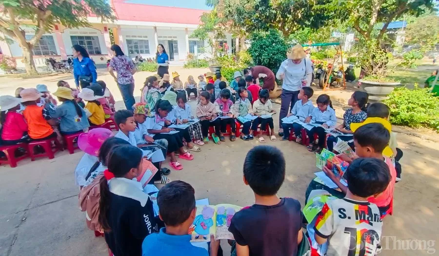 Thắp lửa văn hóa đọc ở nông thôn, gieo mầm tri thức