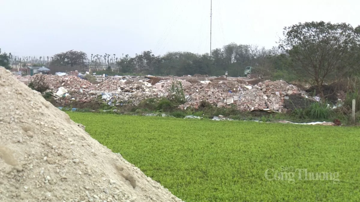 UBND xã Thanh Liệt ‘cấp tiến’ cho dân ‘làm trước, xin sau’
