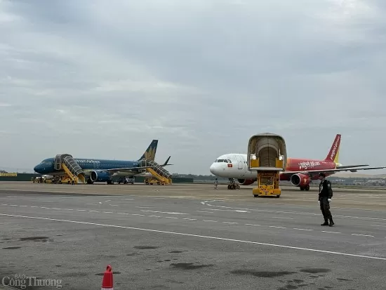 Hạ tầng hàng không: