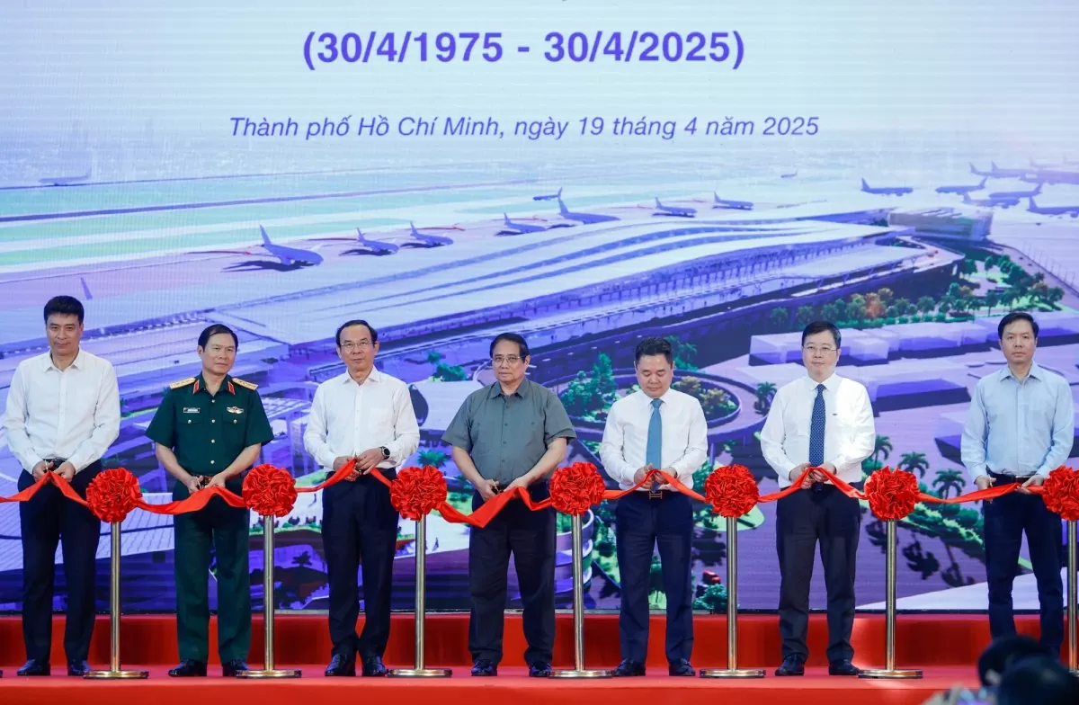 Thủ tướng: Khánh thành, khởi công các công trình biểu tượng thể hiện ý chí tự cường của dân tộc
