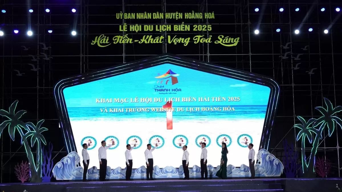 du lịch biển hải tiến 2025