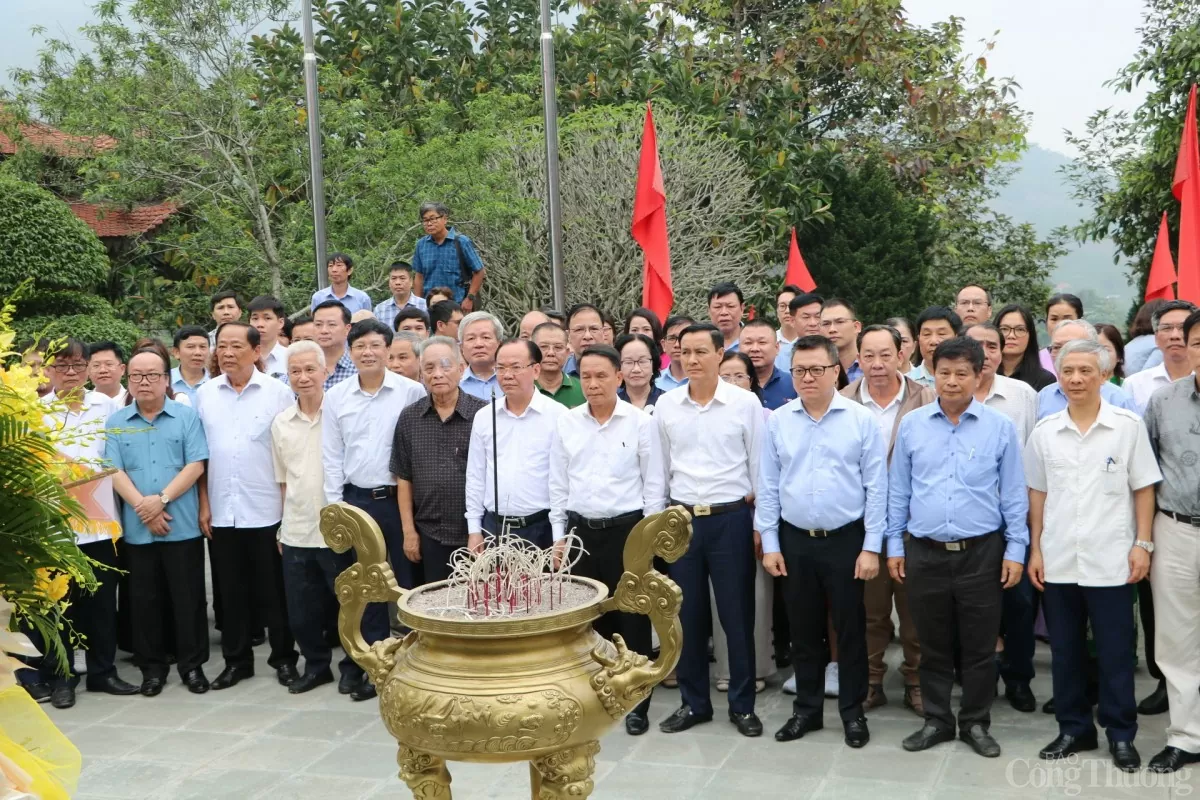 Nhà báo phải là chiến sĩ biên phòng trên không gian mạng