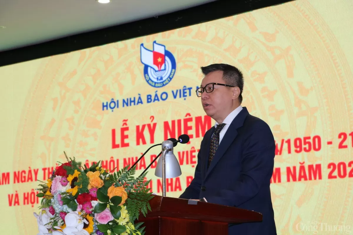 Báo chí đổi mới, vươn mình để đồng hành cùng đất nước