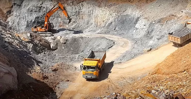 Bộ Công Thương lấy ý kiến Thông tư hướng dẫn thiết kế cơ sở dự án khai thác khoáng sản