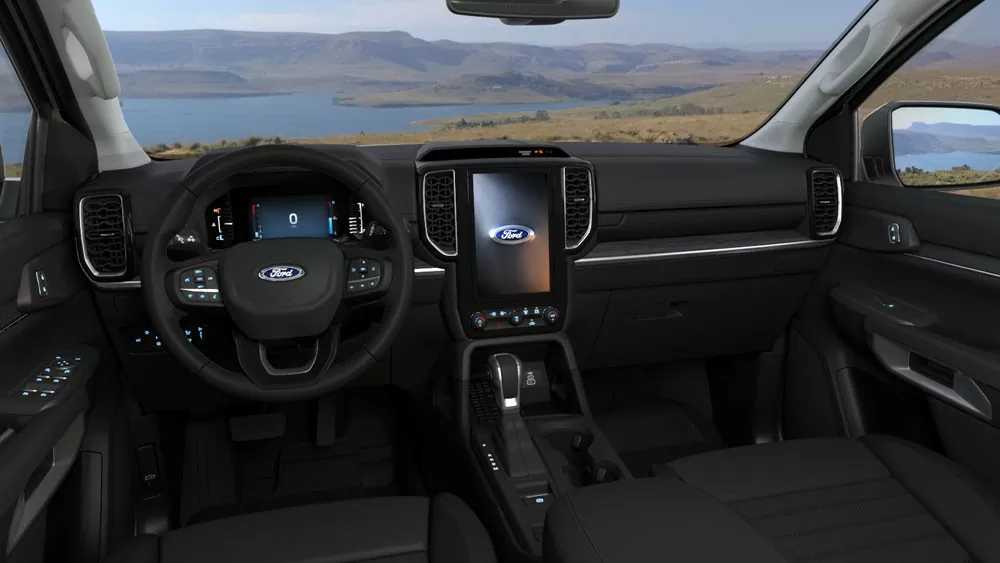 Ford Everest Sport bản đặc biệt  màu trắng tuyết có giá bán ra sao?