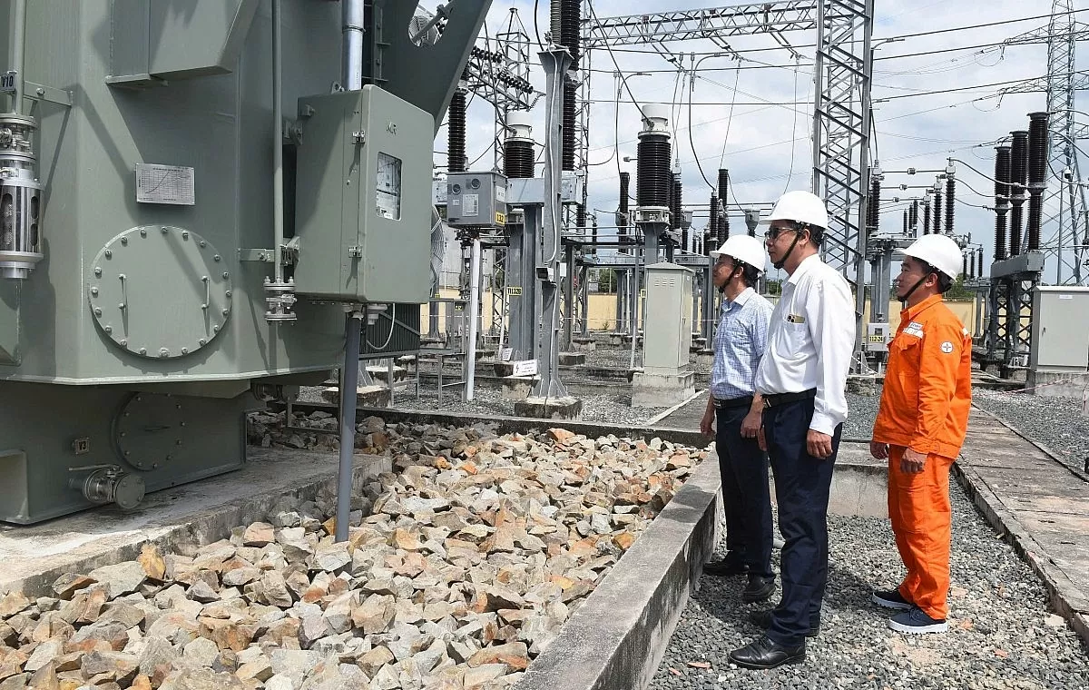 Đóng điện 6 công trình điện 110kV chào mừng 50 năm thành lập EVNSPC