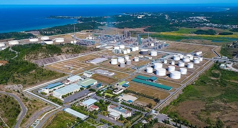 Nhà máy lọc dầu Dung Quất đã sản xuất 100 triệu tấn sản phẩm các loại